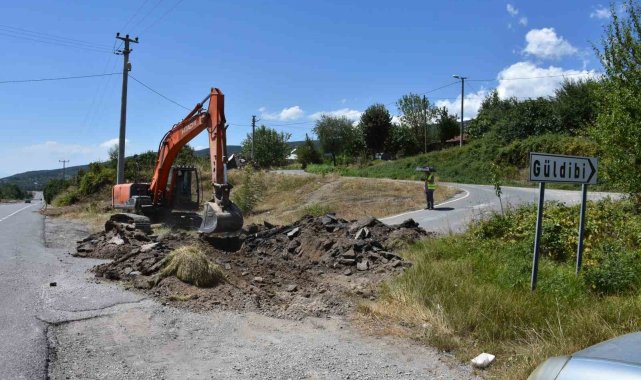 "Tapulu yerim" dedi, kepçeyle yolu kapattı