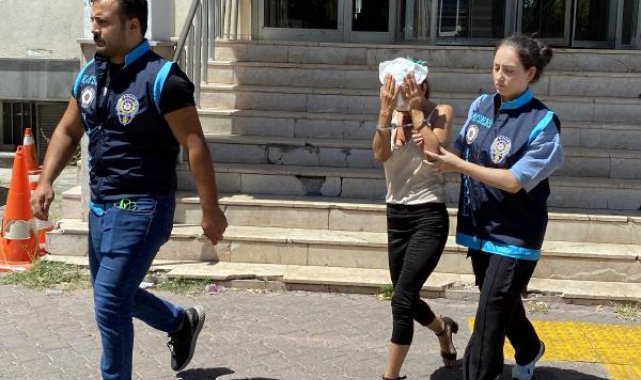 Sahte altın zincir bozdurup, kuyumcuları dolandıran kadın suçüstü yakalandı