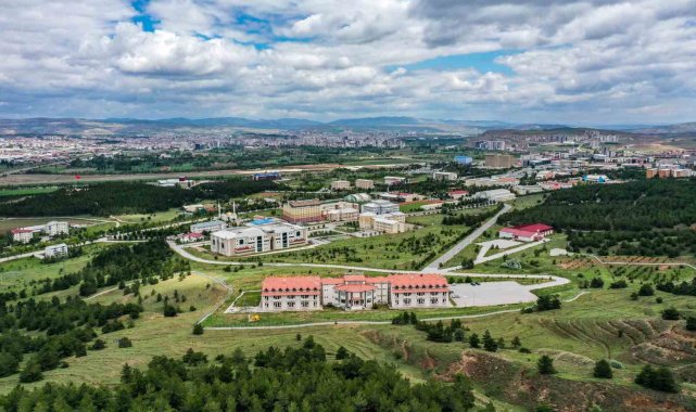 SCÜ'de yerleştirme oranı yüzde 100'e yaklaştı
