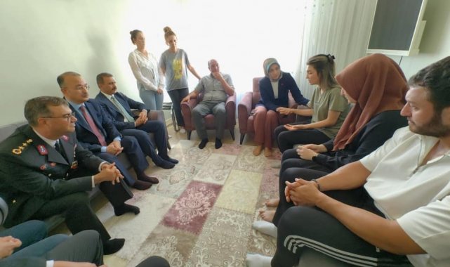 Şehidin şahadet belgesi ailesine teslim edildi