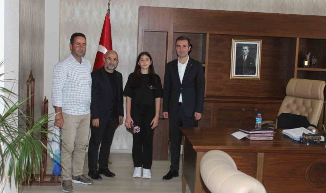 Selim'de başarılı öğrencilere ödülleri verildi