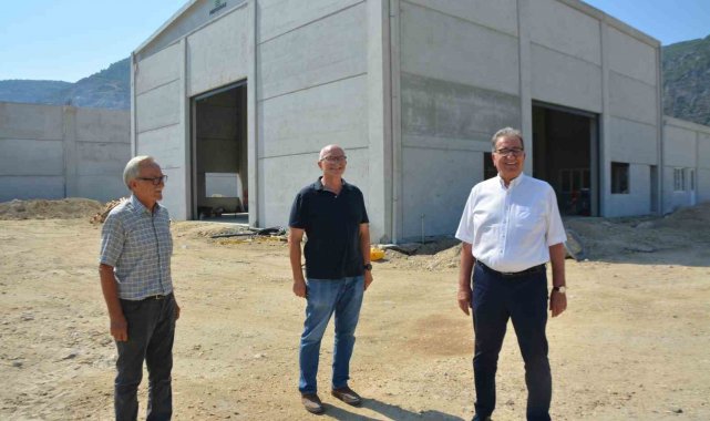 Söke'nin Lisanslı Deposu'nun yapımı devam ediyor