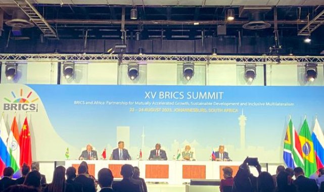 Suudi Arabistan ve İran dahil 6 ülke BRICS'e katılmaya davet edildi