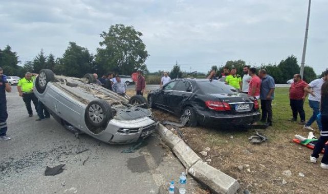 Takla atan otomobil, başka otomobile çarptı: 2 yaralı