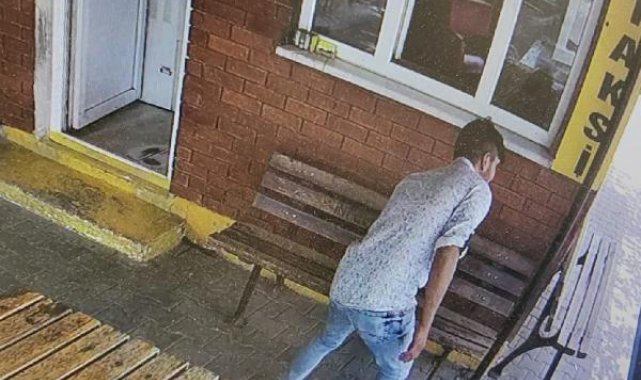 Taksiden inen şüpheli, geri döndüğü duraktan telefon çaldı, o anlar kamerada