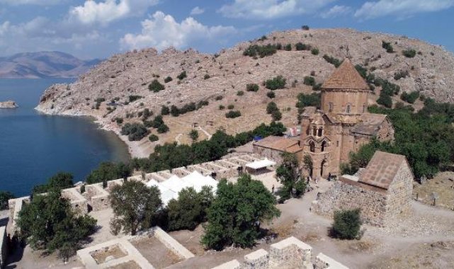 Tarihi Akdamar Kilisesi, 11'inci ayine hazırlanıyor