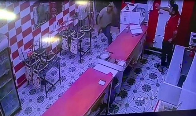 Tartıştığı husumetlisini vurup, kaçtı