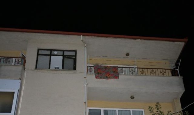 Tartıştığı kocasını tüfekle öldürdü