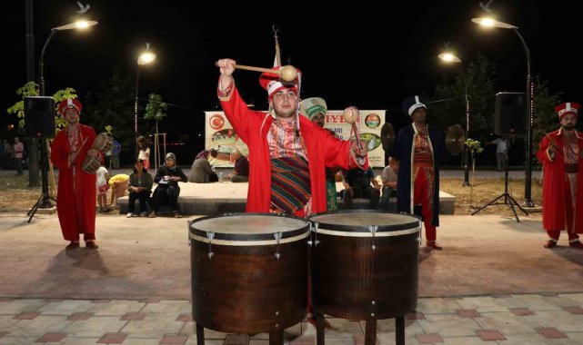 Taşova mehteran ile coştu