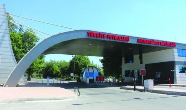 TPAO'dan aldıkları petrolü Diyarbakır'a götürürken su ile değiştirdiler
