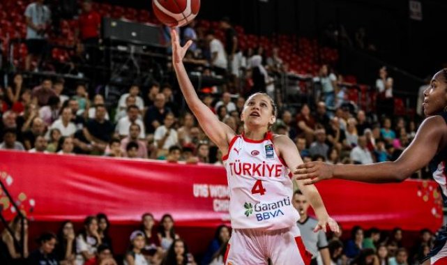 Türkiye, FIBA 16 Yaş Altı Kızlar Avrupa Şampiyonası grup maçında Fransa'ya kaybetti