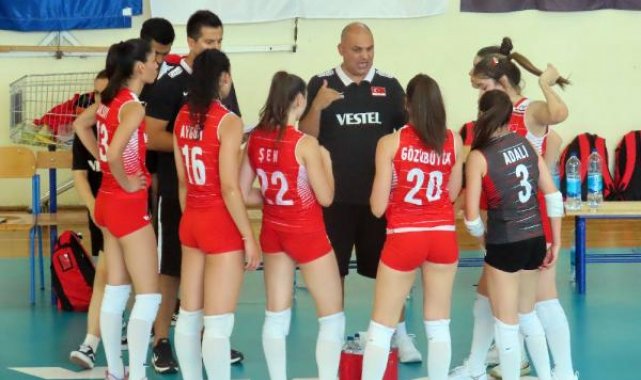 U21 Kadın Milli Voleybol Takımı, Balkan Şampiyonası'na galibiyetle başladı