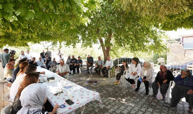 Vatandaşlardan Fadıloğlu'na hizmet teşekkürü