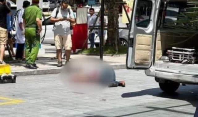 Vietnam'da taksi bekleyen gemici öldürüldü