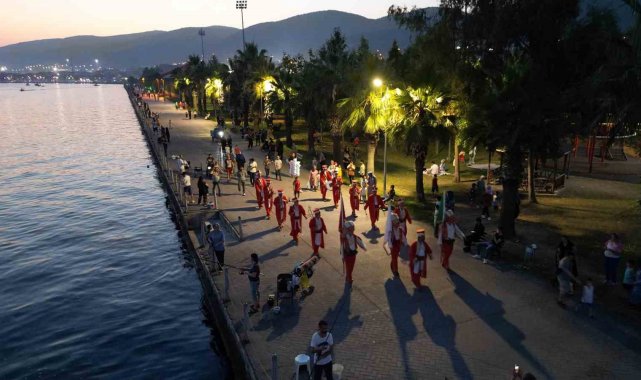 Yarımca Sahili'nde mehteran gösterisi