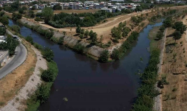 Zehir akan dereyle Bursa ovasını suluyorlar