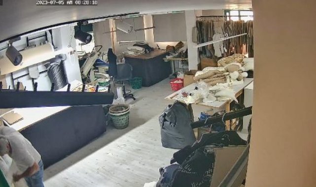 Zeytinburnu'nda deri atölyesinden çöp poşetiyle hırsızlık iddiası