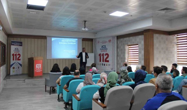 112 görevlilerine etkili konuşma semineri