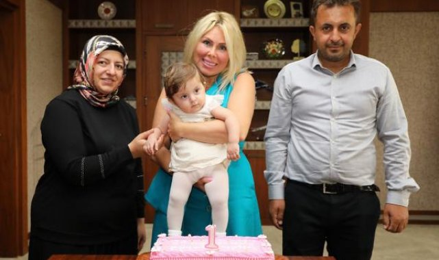 'Mucize bebek' Özlenen, 1 yaşında
