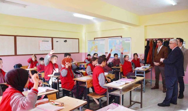 7 bin 242 öğrenci bursluluk sınavında ter dökecek