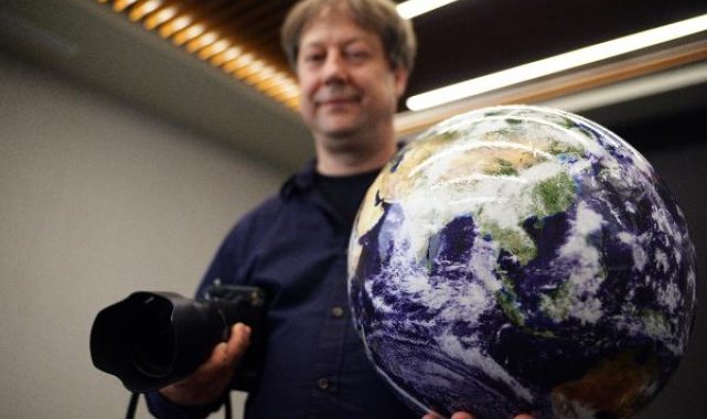 80 bin kilometre katedip 50 astronotun fotoğrafını çekti: Döndüklerinde daha ciddi olduklarını fark ettim