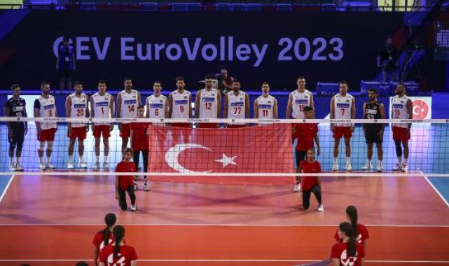 A Milli Erkek Voleybol Takımı, Romanya'ya mağlup oldu