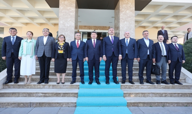 Adalet Bakanı Yılmaz Tunç, Gaziantep'te soruları yanıtladı: (2)