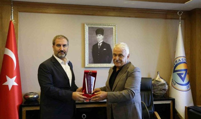AK Parti Genel Başkan Yardımcısı Mustafa Şen, Avrasya Üniversitesi'ni ziyaret etti
