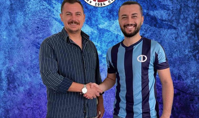 Anadolu Üniversitesi'nden takıma iki orta saha transferi