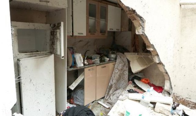Arnavutköy'de ev ve iş yerlerini su bastı: Hasar gün aydınlanınca ortaya çıktı