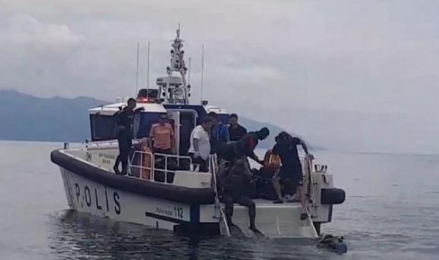 Artvin'de doğal 'resif alanları'nı balıkçı ağları kaplamış