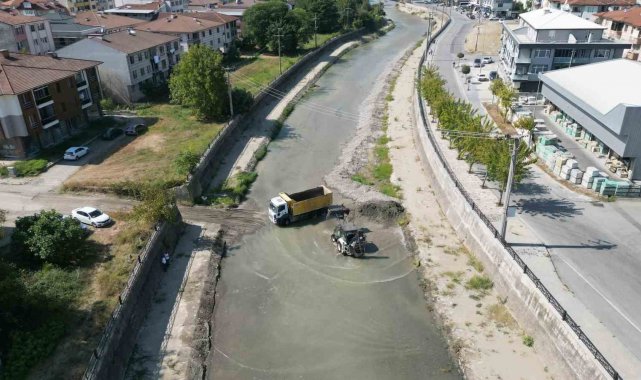 Asar Deresine iş makineleri girdi