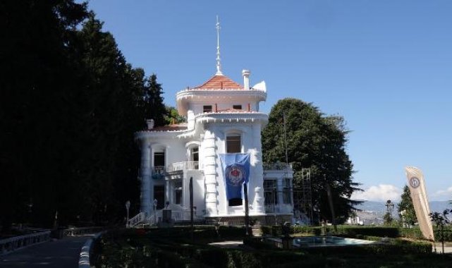 Atatürk Köşkü'ndeki eksik mobilyaların da replikası yapıldı