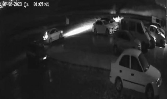 Avukatın aracına silahla ateş açıldı; o anlar kamerada