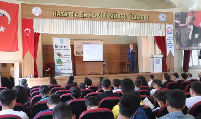 Aydın'da meslek lisesi öğrencilerine 'girişimcilik' semineri