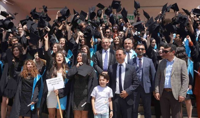Ayvalık'ta 145 eğitim fidanına 800 liralık burs