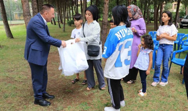 Bağlar Belediyesinden öğrencilere eğitim desteği