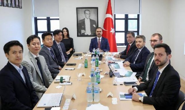 Bakan Kacır, Seul'de teknoloji şirketleriyle toplantı yaptı