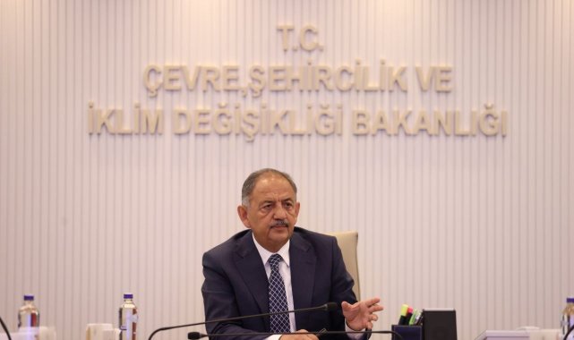 Bakan Özhaseki: "Tertemiz bir hava için canla başla çalışıyoruz"