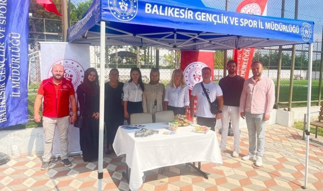 Balıkesir'de üniversite öğrencilerine sıcak karşılama
