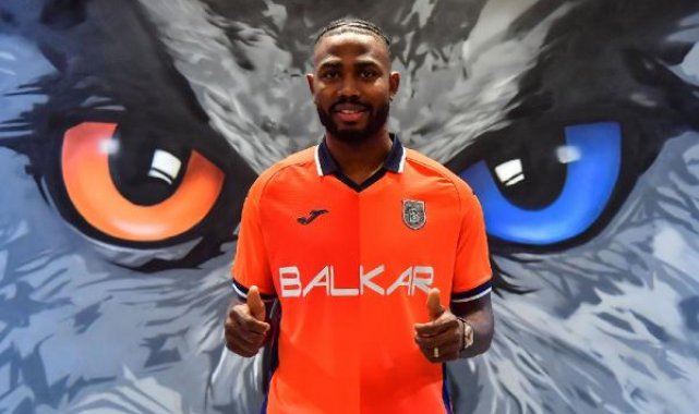 Başakşehir, Emmanuel Dennis transferini açıkladı