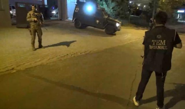 Başakşehir'de terör örgütü lehine slogan atan gruba operasyon