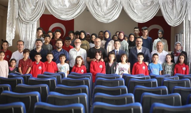 Başkan Akgedik öğrencileri yalnız bırakmadı