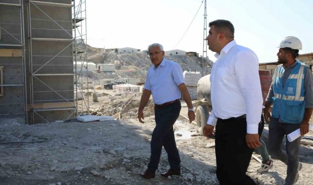 Başkan Güder: "Deprem konutları kısa süre içerisinde teslim edilecek"