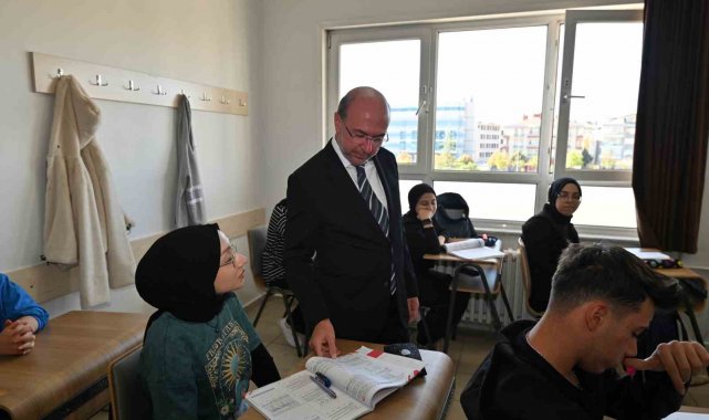 Başkan Pekyatırmacı: "Lise öğrencilerimize bin 500 TL eğitim desteğinde bulunacağız"
