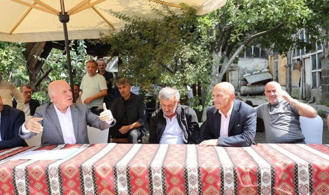 Başkan Sekmen'den Hacılar Hanı esnafına ziyaret