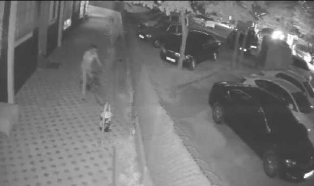 Beylikdüzü'nde üç siteden bisiklet çalan şüpheli kamerada
