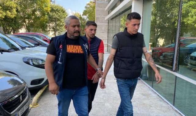 Bıçaklı kavgada yaralanan 3 kişi, gözaltına alındı