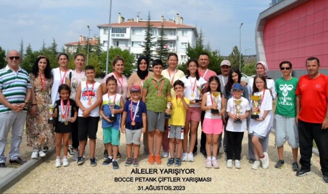 Bir ilk oldu aileler 'Bocce Petank' yarışması yaptı