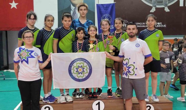 Büyükşehir Masa Tenisi sporcularından büyük başarı